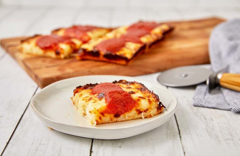 Detroit-Style Pizza Crust - C-Store Products